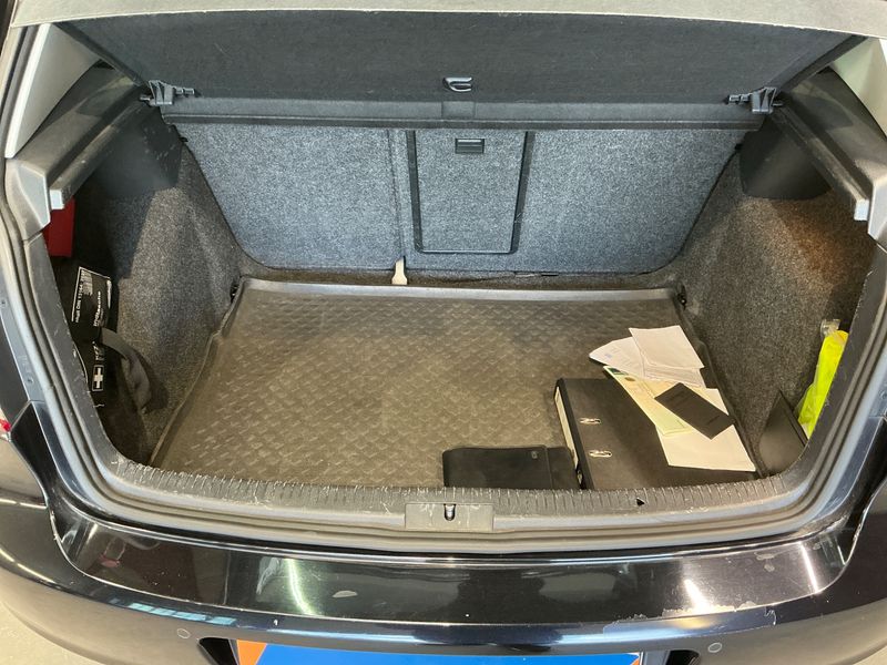 Volkswagen Golf VI 2.0 TDI Match 2012 – снимка на щета 43