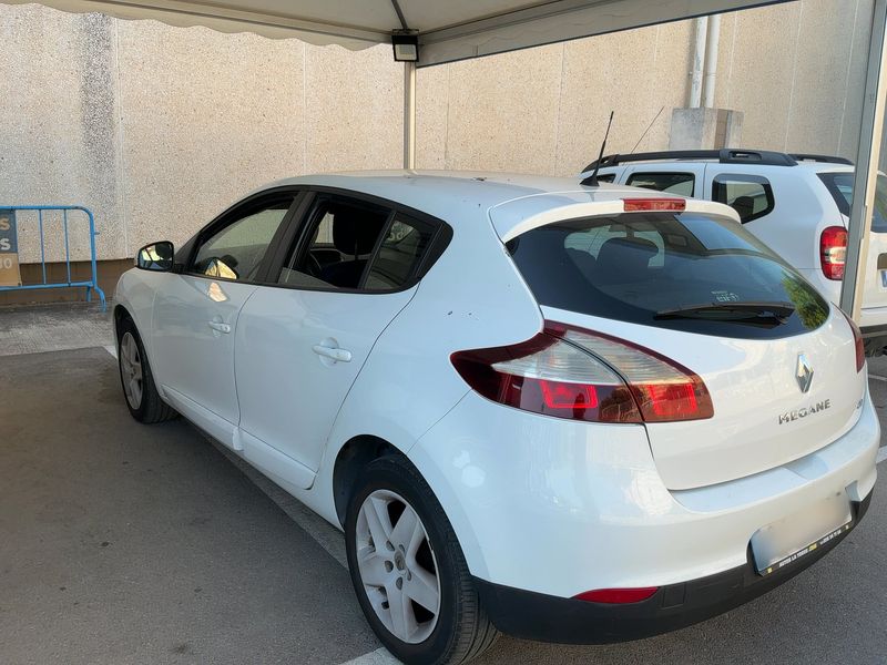Renault Megane 1.5 dCi Business 2014 – снимка 6