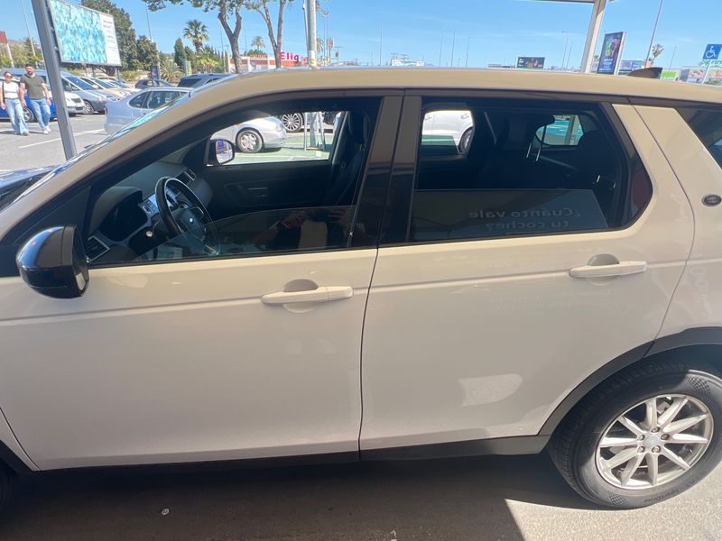 Land Rover Discovery Sport 2.0 Td4 Pure 2018 – снимка 4
