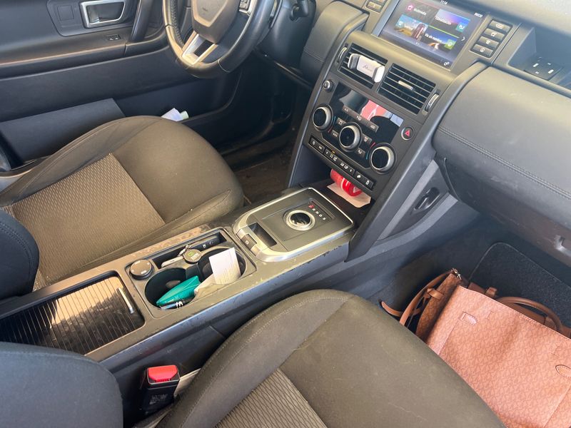 Land Rover Discovery Sport 2.0 Td4 Pure 2018 – снимка 23