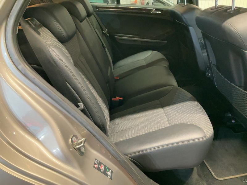 Mercedes-Benz M-Klasse ML 320 CDI 2007 – снимка 20