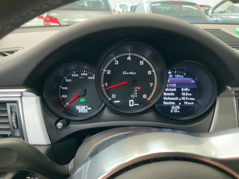 Porsche Macan Turbo 2015 – снимка 19