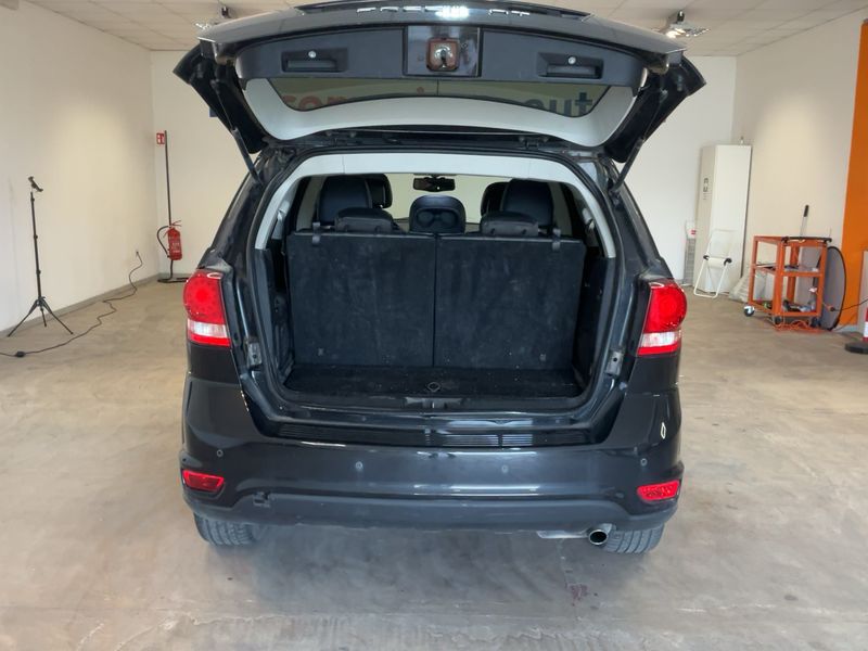 Fiat Freemont 2.0 Multijet Urban 2011 – снимка 15