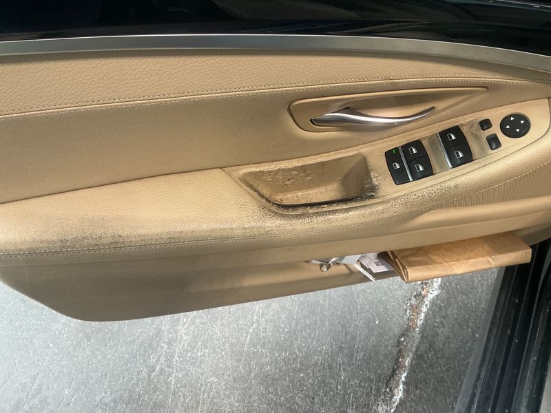BMW 5er 520d xDrive 2016 – снимка 22