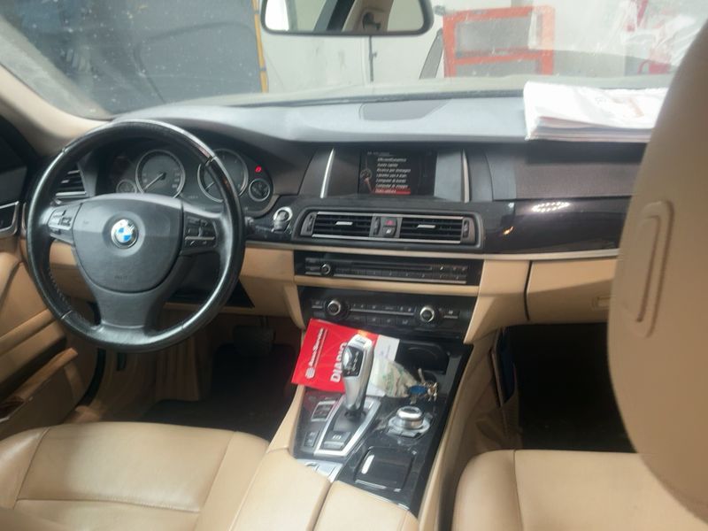 BMW 5er 520d xDrive 2016 – снимка 17