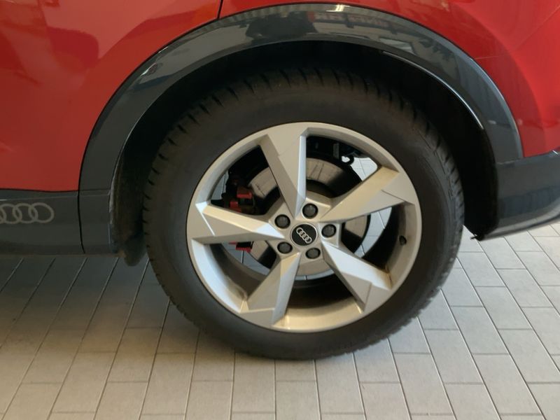 Audi Q3 40 TDI quattro S line 2022 – снимка 5
