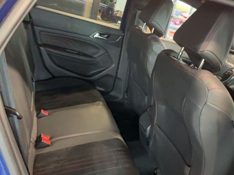 Peugeot 308 2.0 Blue-HDi GT 2016 – снимка 20