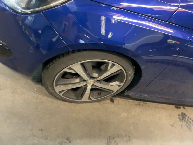 Peugeot 308 2.0 Blue-HDi GT 2016 – снимка 3