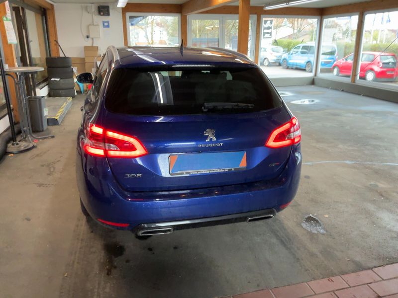 Peugeot 308 2.0 Blue-HDi GT 2016 – снимка 7