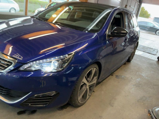 Peugeot 308 2.0 Blue-HDi GT 2016 – снимка 2