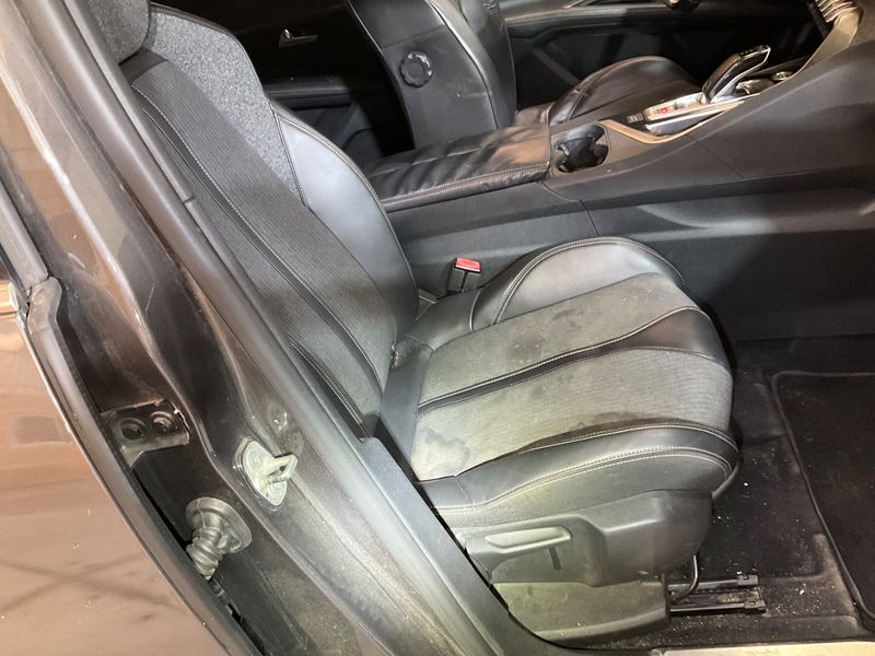 Peugeot 3008 1.5 Blue-HDi GT Line 2018 – снимка 40