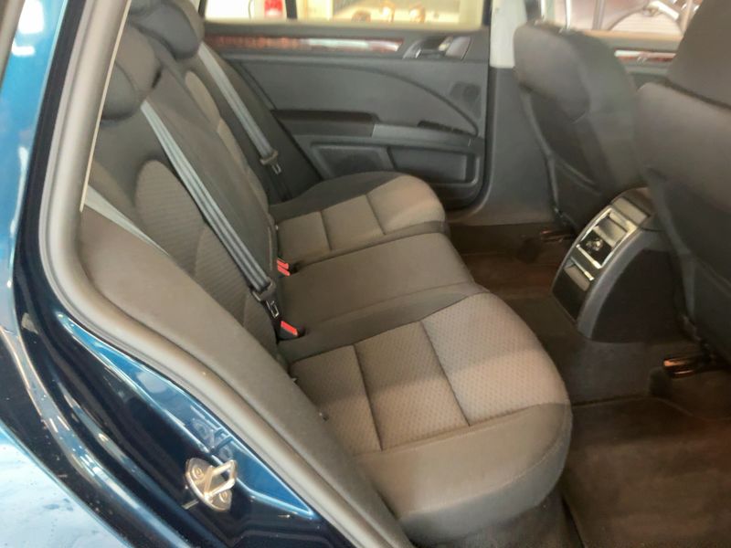 Skoda Superb 2.0 TDI Elegance 2013 – снимка 20