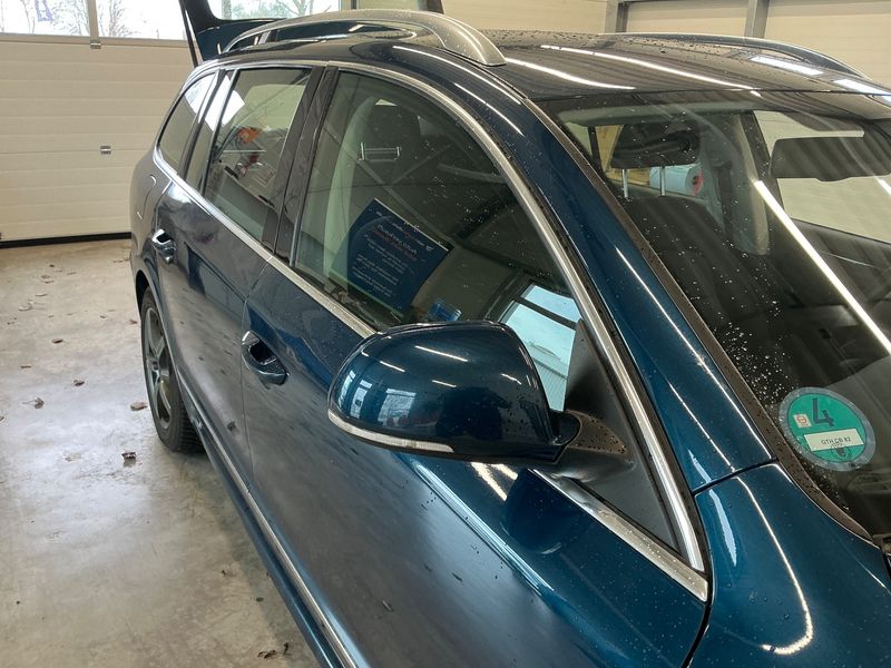 Skoda Superb 2.0 TDI Elegance 2013 – снимка 27