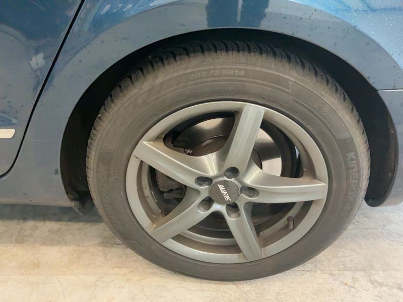 Skoda Superb 2.0 TDI Elegance 2013 – снимка 5