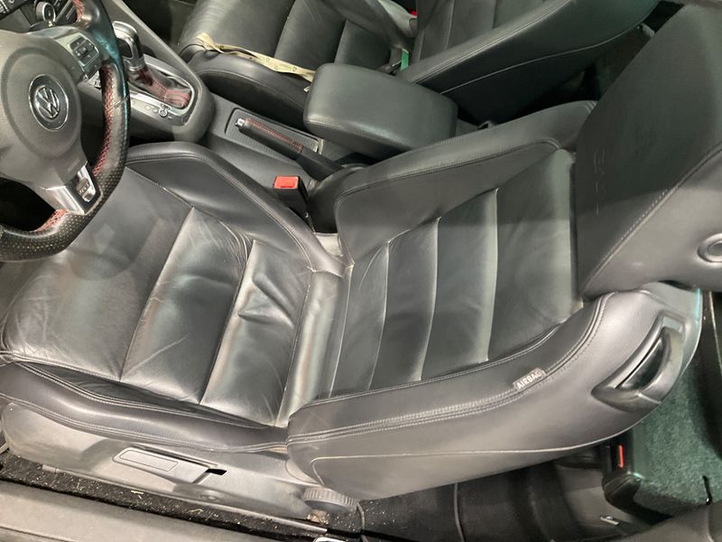 Volkswagen Golf VI 2.0 TSI GTI 2011 – снимка 25