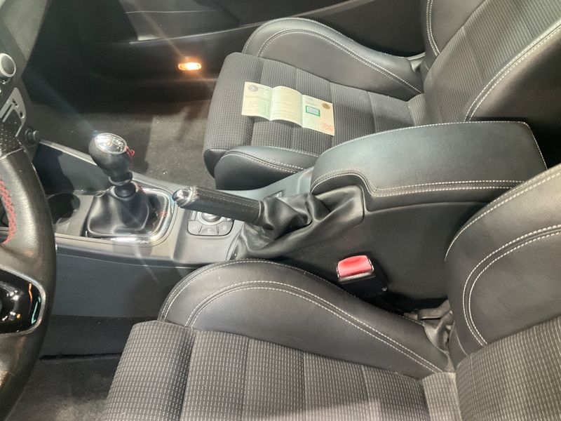 Renault Megane 1.2 GT Line 2012 – снимка 30