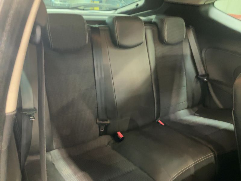 Renault Megane 1.2 GT Line 2012 – снимка 19