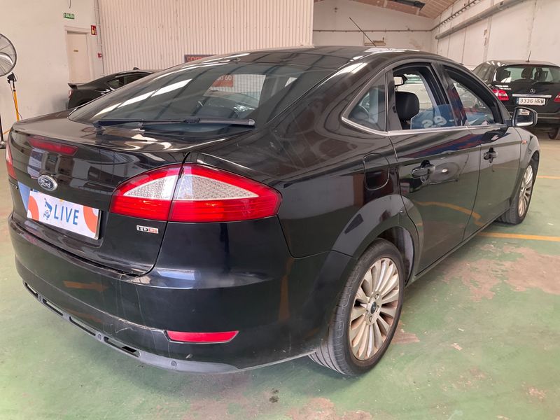 Ford Mondeo 2.0 TDCi Titanium 2007 – снимка 2