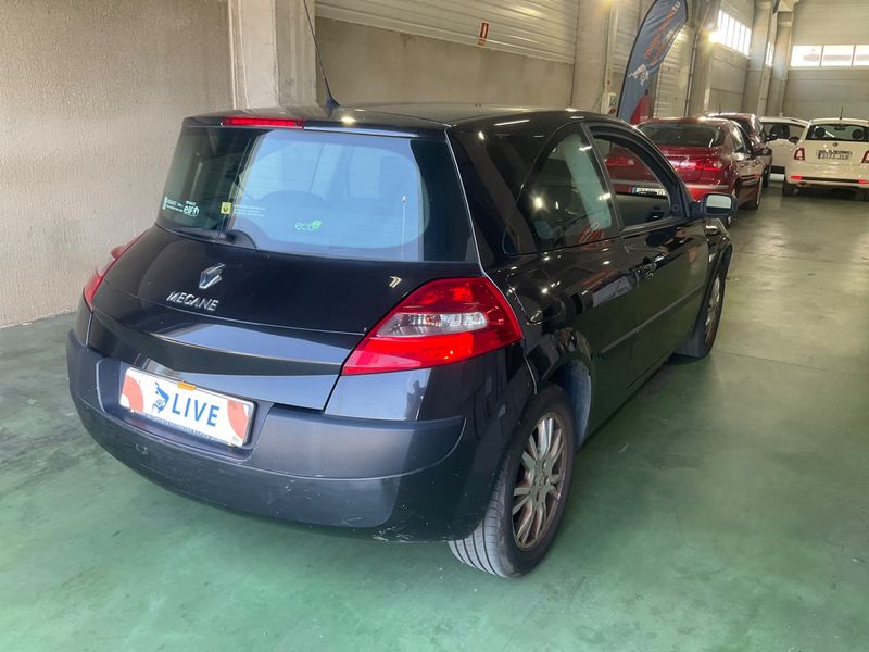 Renault Megane 1.5 dCi Emotion 2008 – снимка 2