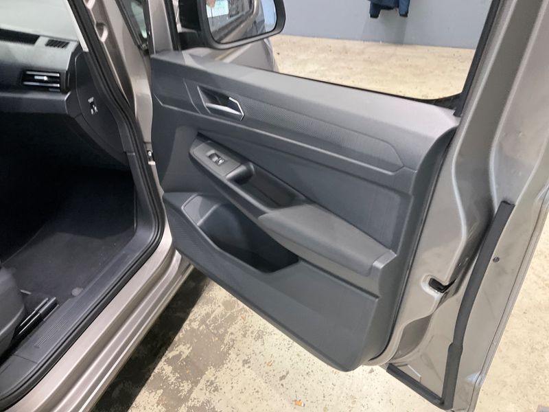 Volkswagen Caddy 2.0 TDI Life 2021 – снимка 27