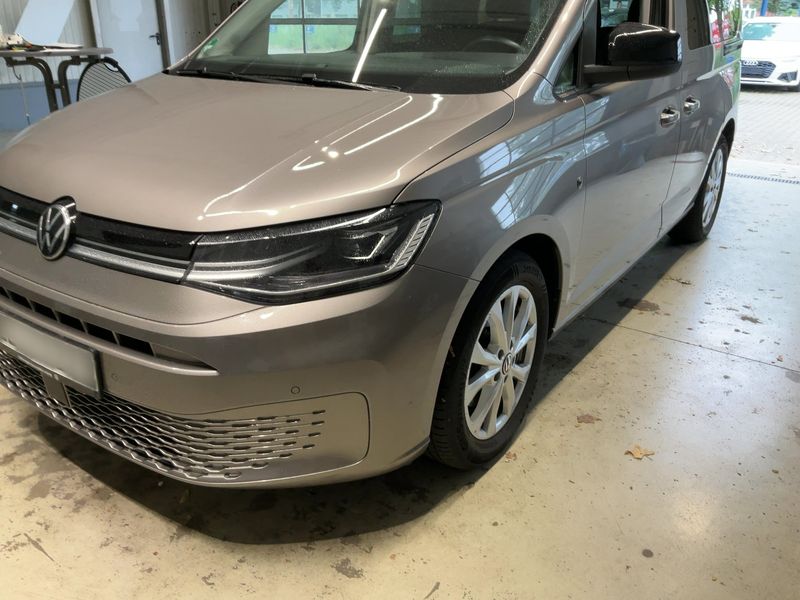 Volkswagen Caddy 2.0 TDI Life 2021 – снимка 2