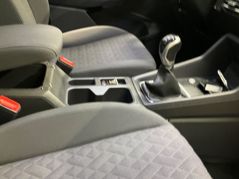 Volkswagen Caddy 2.0 TDI Life 2021 – снимка на щета 31