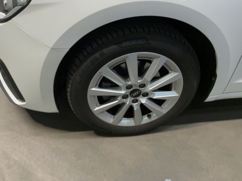 Audi A1 Sportback 30 TFSI 2021 – снимка 3
