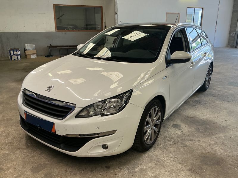 Peugeot 308 1.6 Blue-HDi Style 2017 – снимка 1