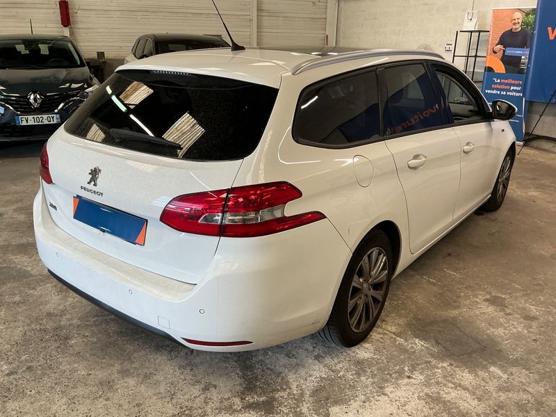 Peugeot 308 1.6 Blue-HDi Style 2017 – снимка 2