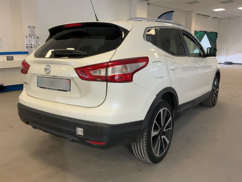 Nissan Qashqai 1.6 dCi Tekna 2016 – снимка 8
