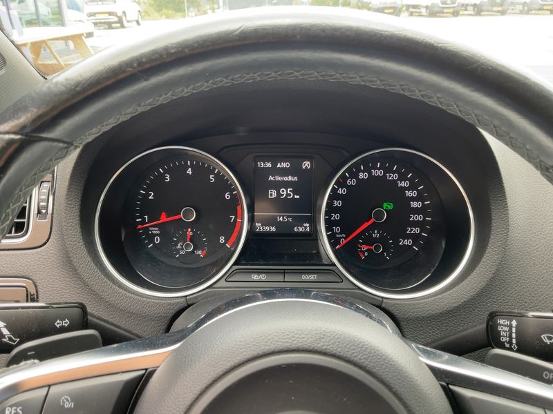 Volkswagen Polo 1.4 TSI ACT BlueGT 2015 – снимка 18