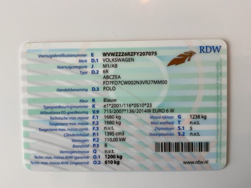 Volkswagen Polo 1.4 TSI ACT BlueGT 2015 – снимка 20