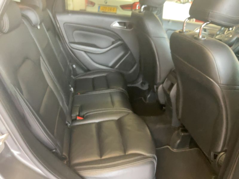 Mercedes-Benz B-Klasse B 200 CDI Urban 2016 – снимка 19