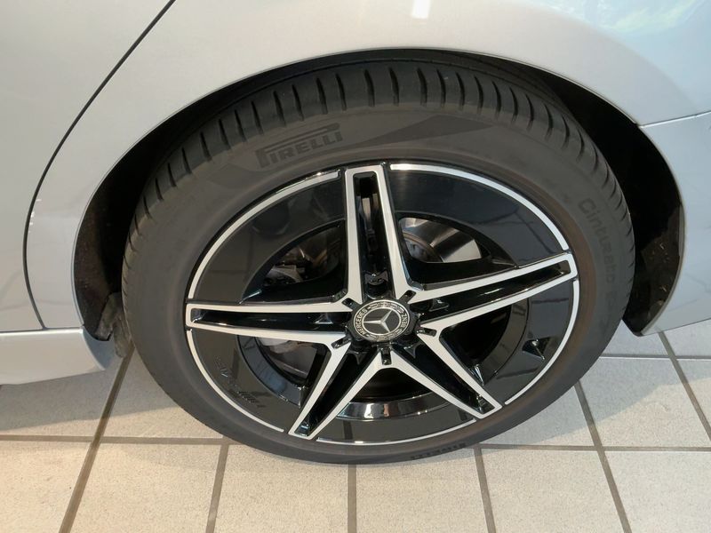 Mercedes-Benz C-Klasse C 220 d Mild-Hybrid T AMG Line 2022 – снимка 5