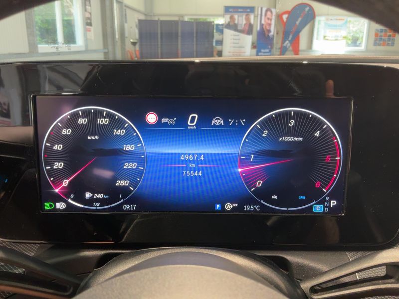 Mercedes-Benz C-Klasse C 220 d Mild-Hybrid T AMG Line 2022 – снимка 18