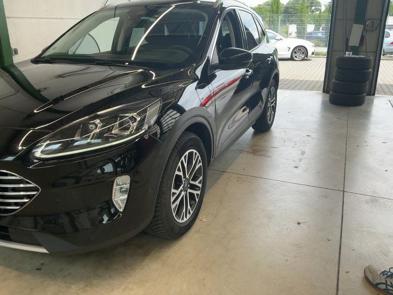 Ford Kuga 2.5 Plug-in Hybrid Titanium X 2021 – снимка 2
