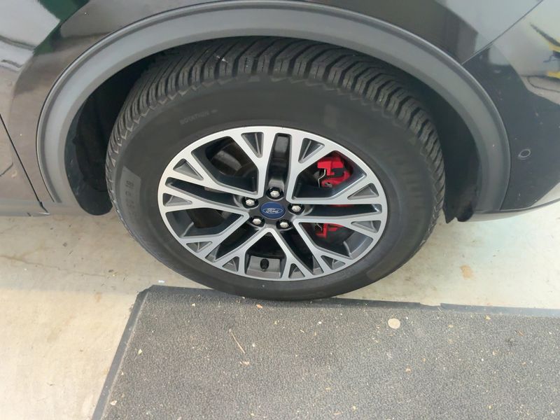Ford Kuga 2.5 Plug-in Hybrid Titanium X 2021 – снимка 11