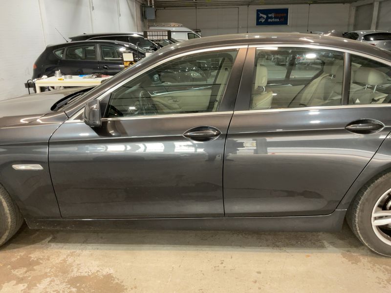 BMW 5er 520i 2012 – снимка 4