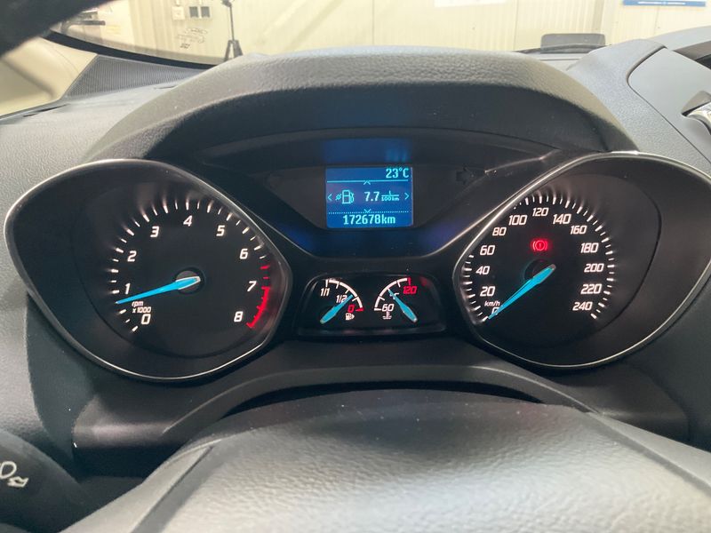 Ford C-Max 1.0 EcoBoost SYNC Edition 2015 – снимка 4