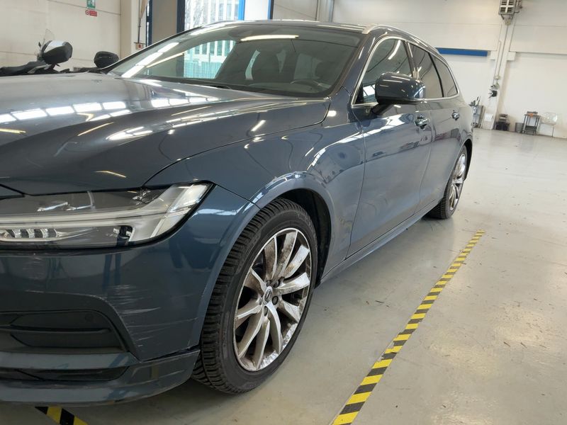Volvo V90 2.0 D4 BUSINESS PLUS 2019 – снимка 2