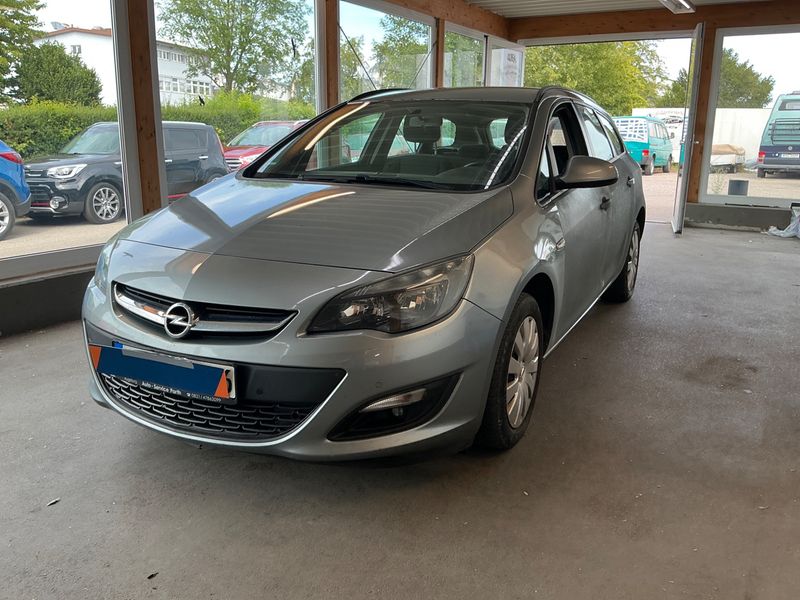 Opel Astra 1.7 CDTI Edition 2013