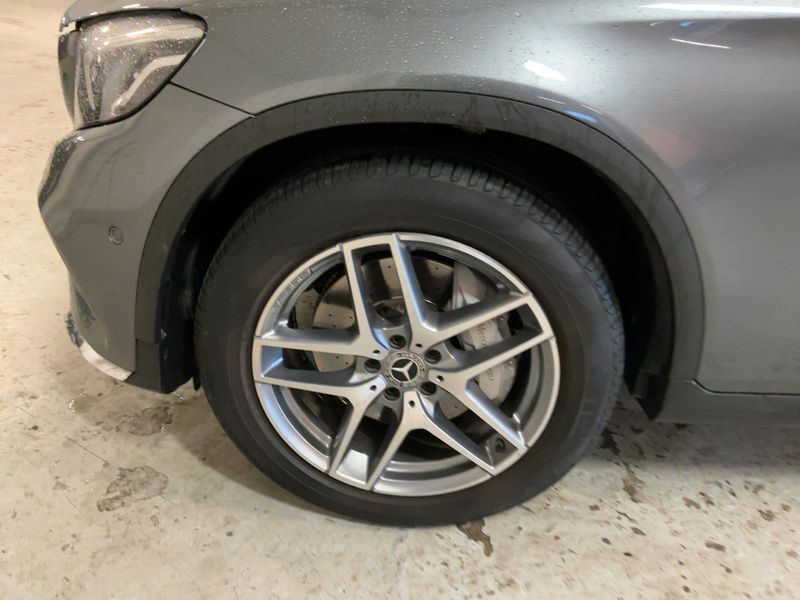 Mercedes-Benz GLC-Klasse GLC 250 4Matic AMG Line 2018 – снимка 3