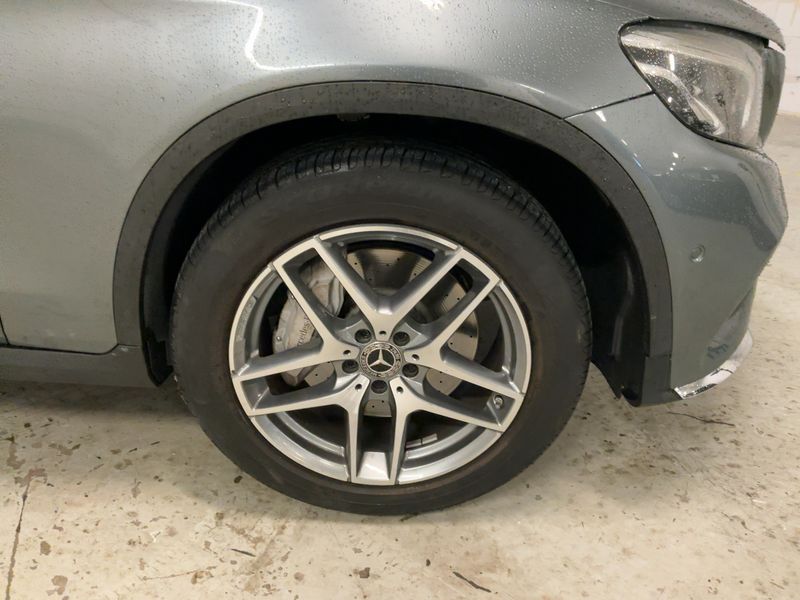Mercedes-Benz GLC-Klasse GLC 250 4Matic AMG Line 2018 – снимка 11