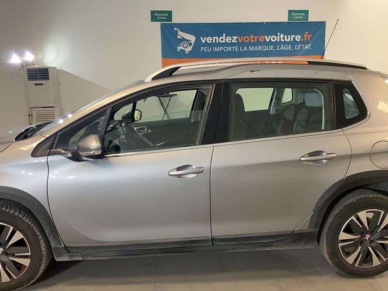 Peugeot 2008 1.2 PureTech Allure 2018 – снимка 4