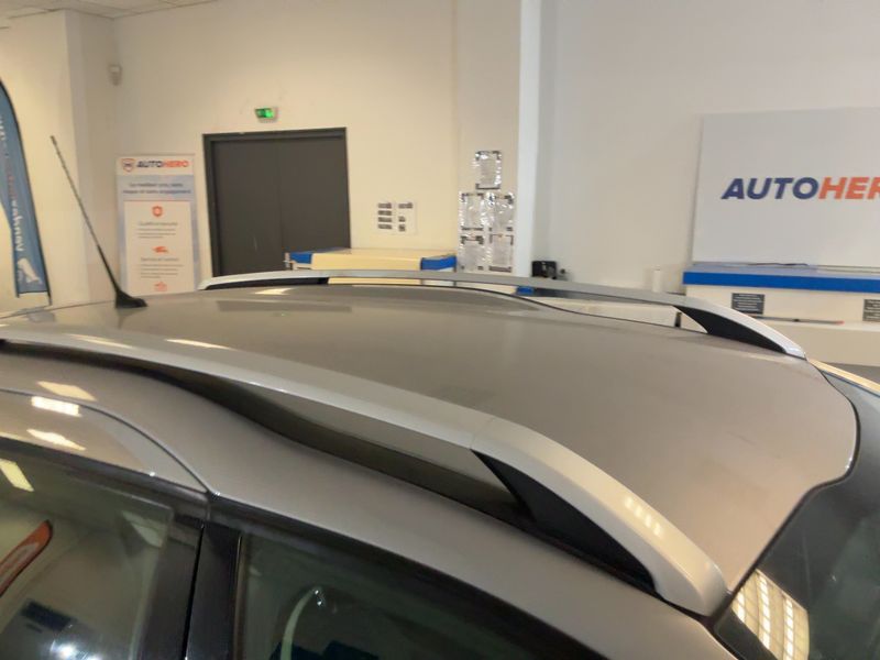 Peugeot 2008 1.2 PureTech Allure 2018 – снимка 13