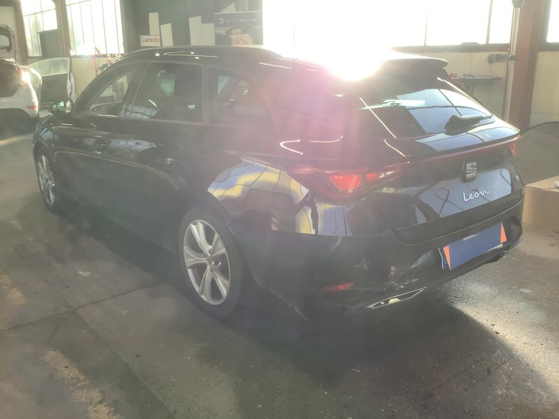 Seat Leon 1.5 eTSI ACT FR 2024 – снимка 6