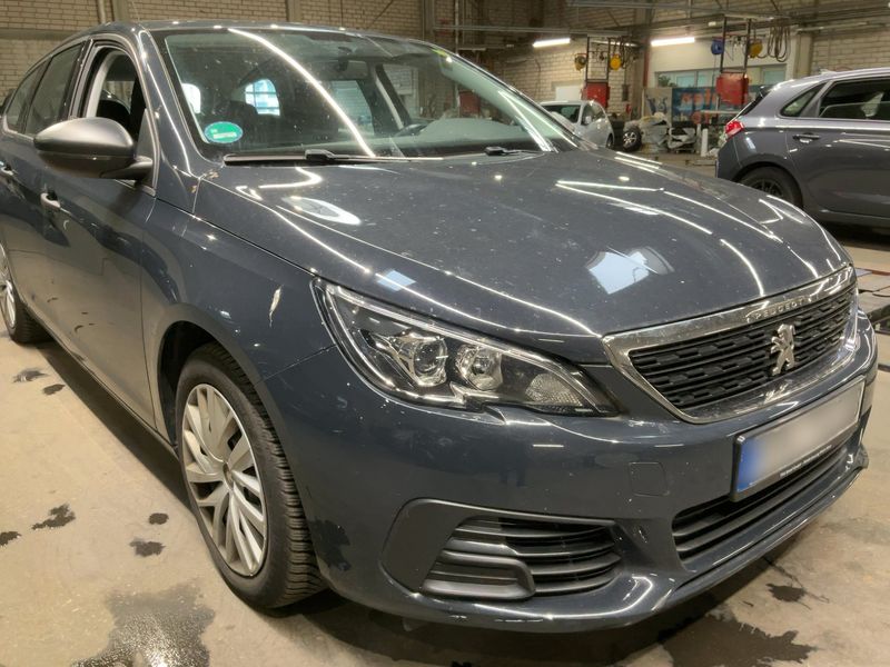 Peugeot 308 1.5 Blue-HDi Access 2019 – снимка 12