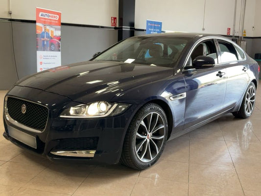 Jaguar XF 20d British Design Edition AWD 2016 – снимка 1