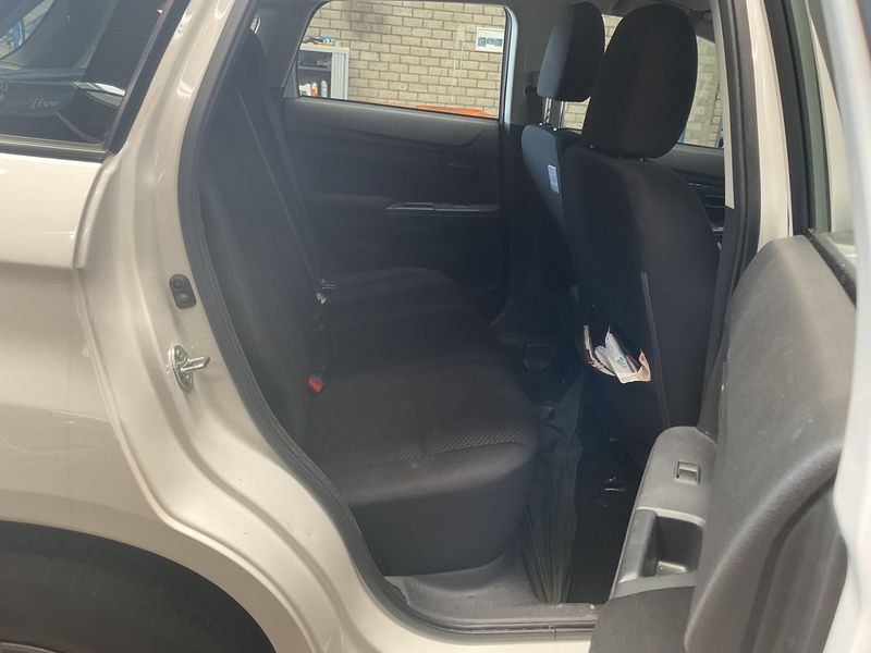 Mitsubishi ASX 1.6 Basis 2WD 2018 – снимка 19