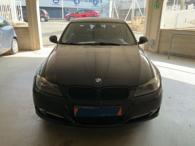 BMW 3er 316d Première 2010 – снимка 14